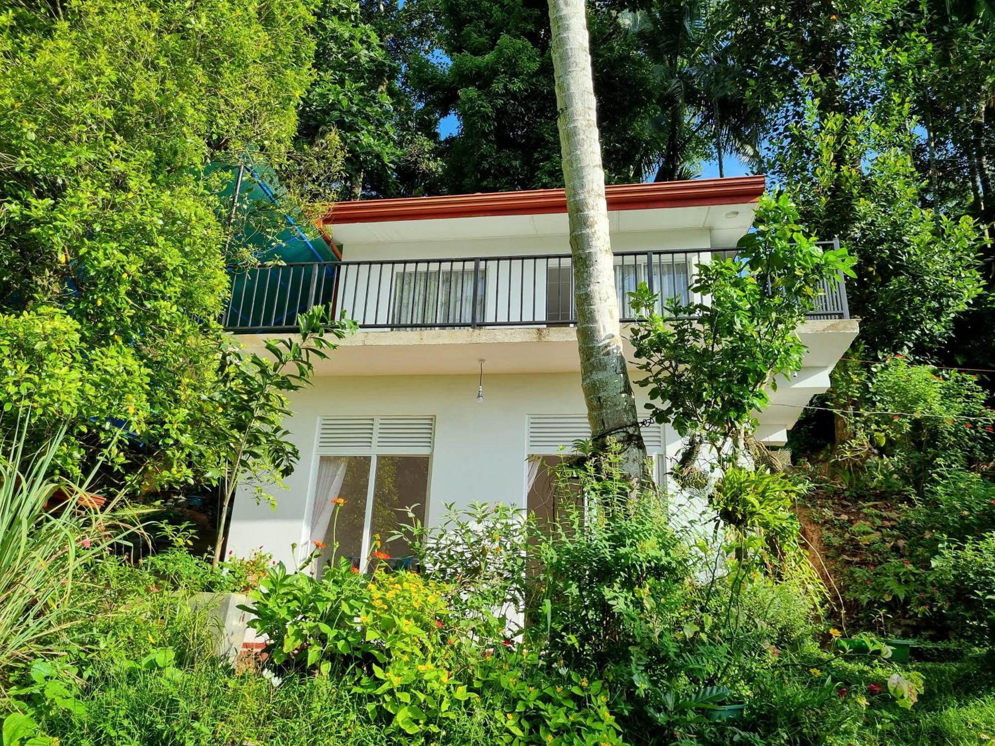 Squirrel'S Nest Kandy Exterior foto